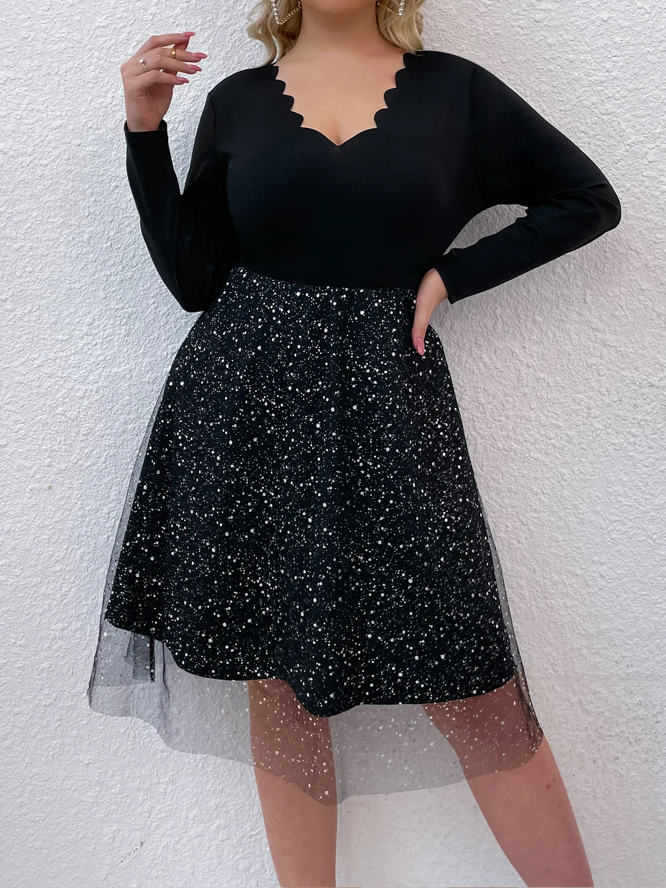 EARO Plus Size 4XL Sequin Tulle Dress Women Fashion Casual Elegant Midi Curvy Dresses 2022 Ladies Evening Party Outfits Clothing
EARO Plus Size 4XL Sequin Tulle Dress Women Fashion Casual Elegant Midi Curvy Dresses 2022 Ladies Evening Party Outfits Clothing