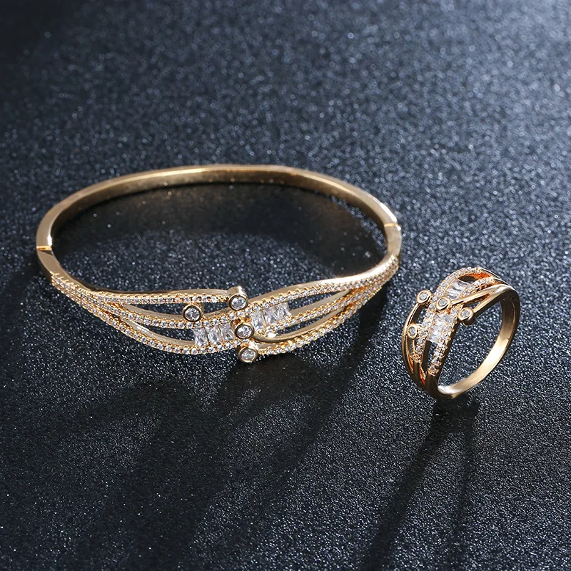 Ladies Hollow-Out Wide Irregular 2PCS Sparkling Exquisite Bracelet Ring Set High-Quality AAA ZIRCON Party Accessories
Ladies Hollow-Out Wide Irregular 2PCS Sparkling Exquisite Bracelet Ring Set High-Quality AAA ZIRCON Party Accessories