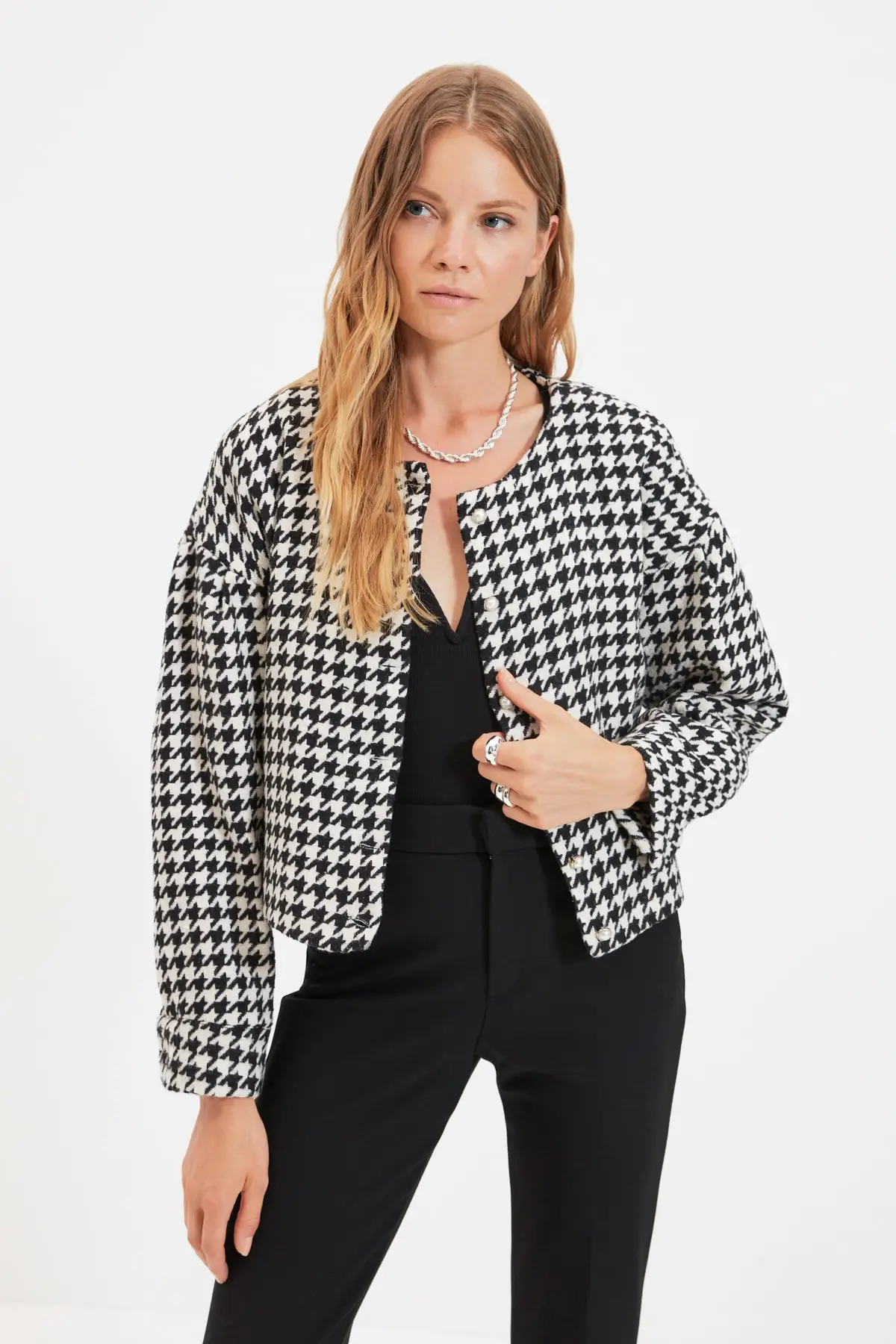 Black Button Women Coat Button Daily Cepsiz Tweed Woven Lined Fabric Round Neck Butter Aerogel Vero Goose Cloak
Black Button Women Coat Button Daily Cepsiz Tweed Woven Lined Fabric Round Neck Butter Aerogel Vero Goose Cloak