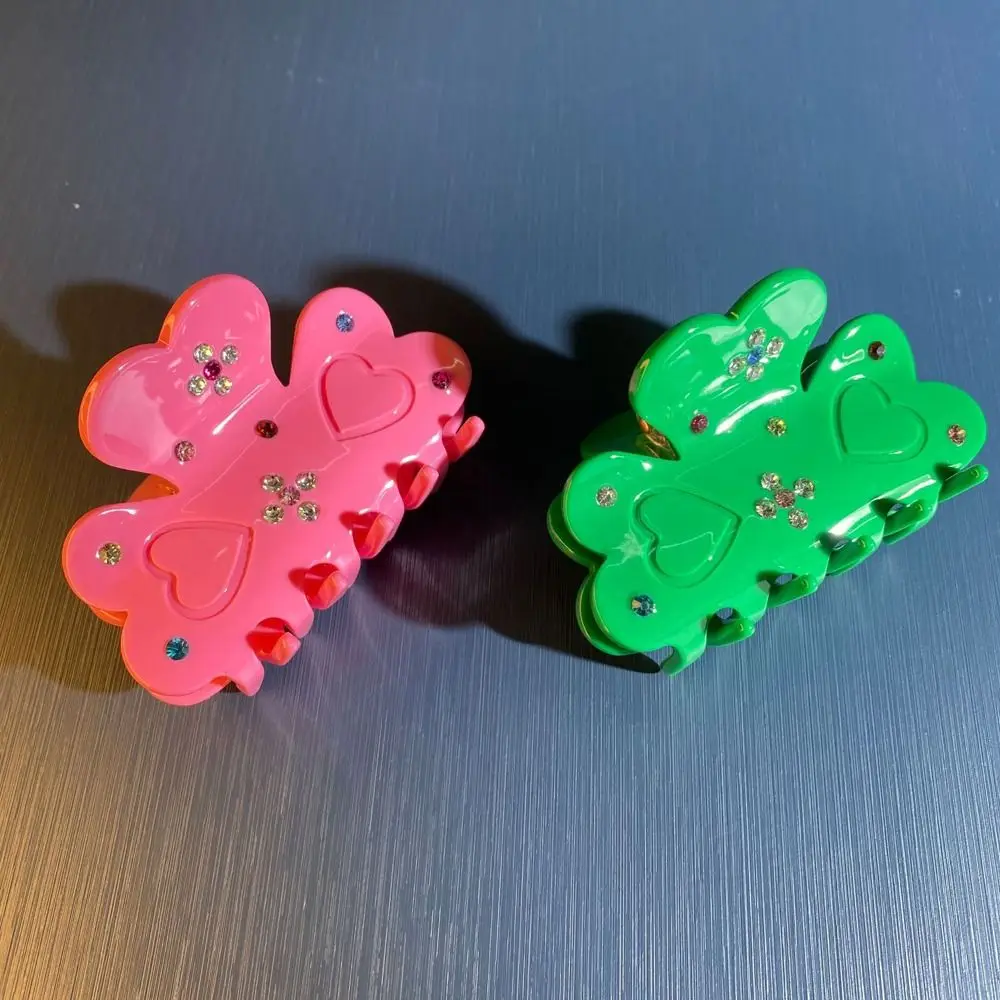 Sweet Elegant Acetate Hair Claw Ins Korean Style Zircon Shark Clip Acetic Acid Geometric Heart Shape Crystal Hair Clip
Sweet Elegant Acetate Hair Claw Ins Korean Style Zircon Shark Clip Acetic Acid Geometric Heart Shape Crystal Hair Clip