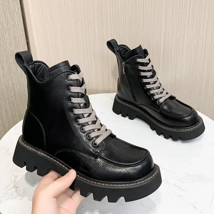 2022 Women's Winter Boots Winter Leather Cross Lace Zipper Shoes Non-slip Women's Boots Thick-soled Ladies Casual Boots
2022 Women's Winter Boots Winter Leather Cross Lace Zipper Shoes Non-slip Women's Boots Thick-soled Ladies Casual Boots