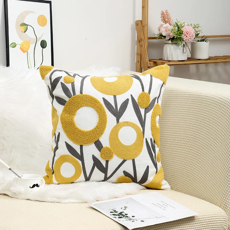 Cotton Canvas Floral Embroidered Cushion Cover 45*45 Countryside Stely Ornamental Pillow Case for Living Room Luxury Home Decor
Cotton Canvas Floral Embroidered Cushion Cover 45*45 Countryside Stely Ornamental Pillow Case for Living Room Luxury Home Decor