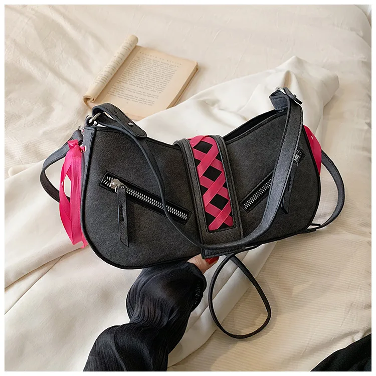 

This year's popular niche design bag 2023 New women's Fashion versatile crossbody One shoulder underarm bag