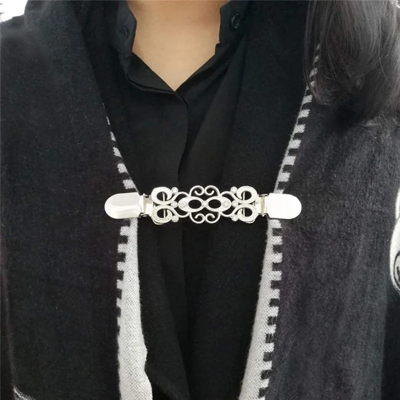 Antique Sweater Clips Cardigan Collar Clips Dresses Shawl Clip Silver Gold Plated Bronze Color Pins Jewelry Findings For Women
Antique Sweater Clips Cardigan Collar Clips Dresses Shawl Clip Silver Gold Plated Bronze Color Pins Jewelry Findings For Women
