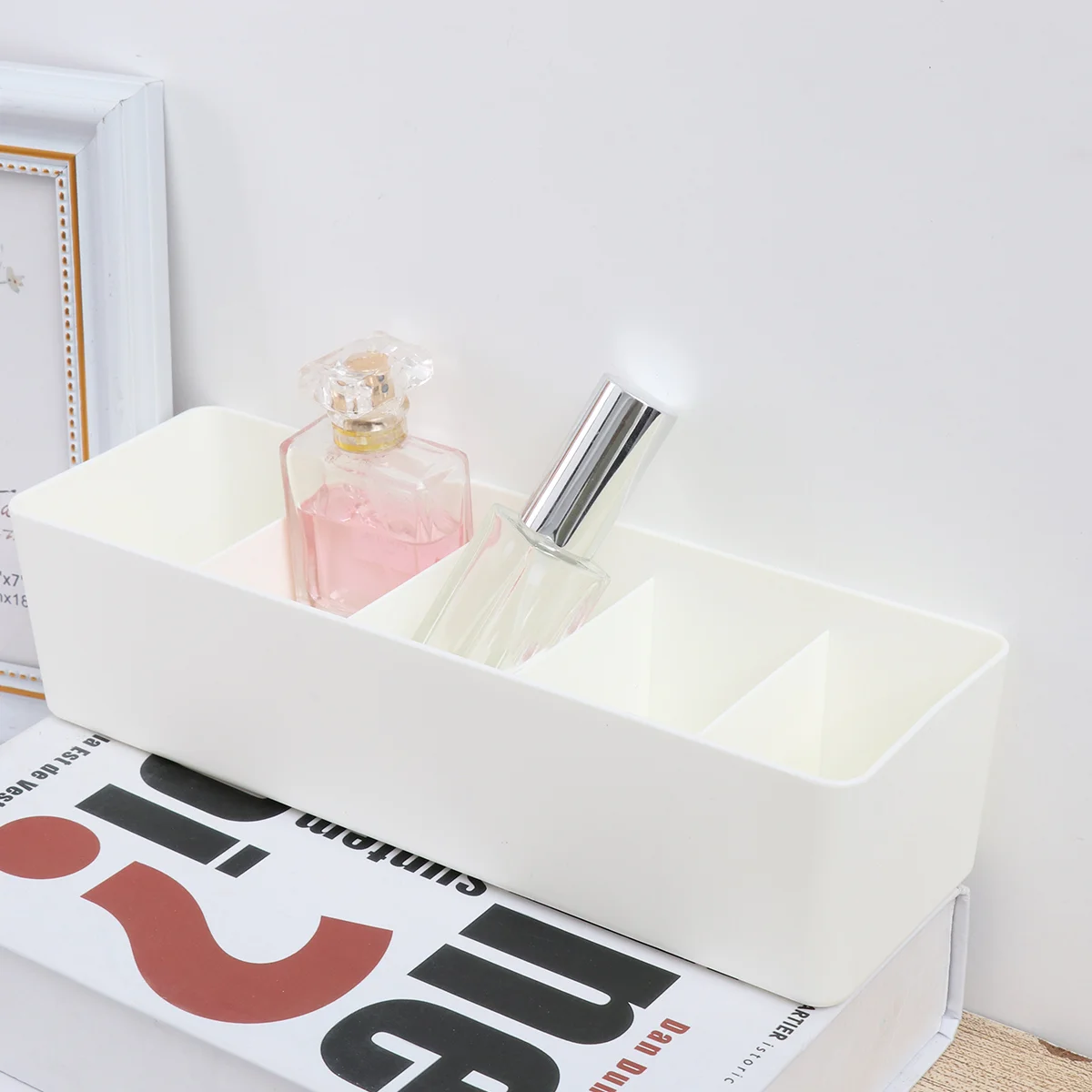 5 Grids White Storage Drawers Sock Divider Detachable Drawer Organizer Panty Organizer Closet Divider Travel
5 Grids White Storage Drawers Sock Divider Detachable Drawer Organizer Panty Organizer Closet Divider Travel
