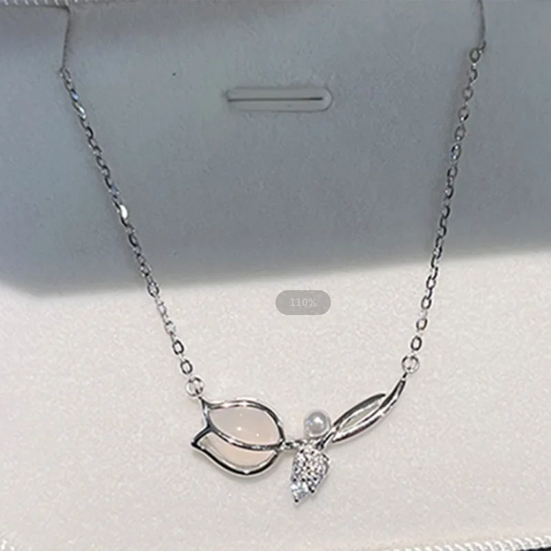 Fashion Crystal Zircon Rose Flower Pendant Necklace for Women Girl French Tulip Sweet Cool Clavicle Chain Aesthetic Jewelry Gift
Fashion Crystal Zircon Rose Flower Pendant Necklace for Women Girl French Tulip Sweet Cool Clavicle Chain Aesthetic Jewelry Gift