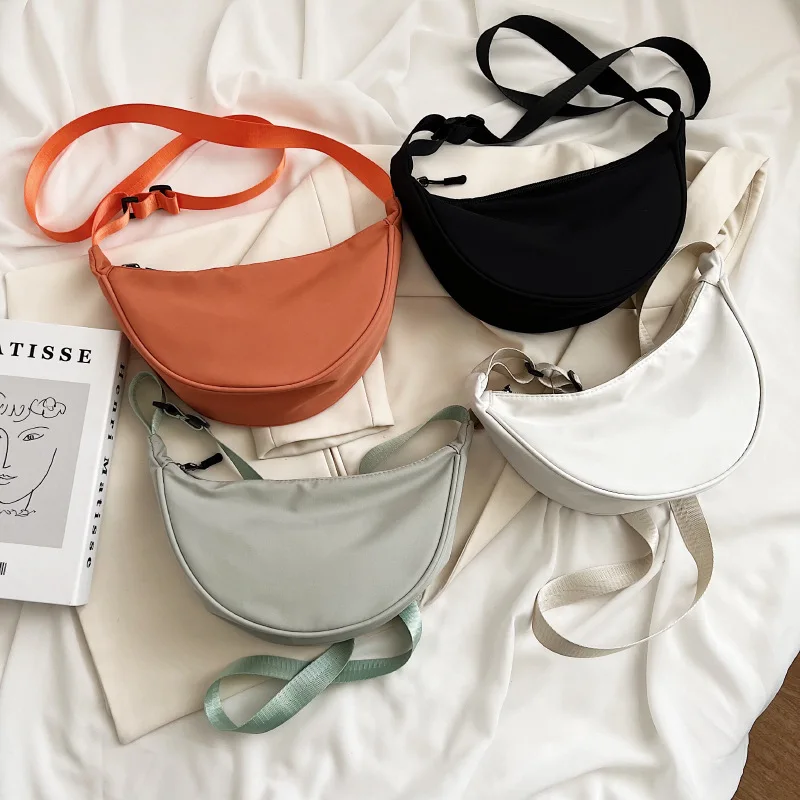 Fashion Sweet Candy Color Women's Bags Adjustable Strap Pillow Shaped Shoulder Bag 2023 Female New Casual High Street Chic Pack
Fashion Sweet Candy Color Women's Bags Adjustable Strap Pillow Shaped Shoulder Bag 2023 Female New Casual High Street Chic Pack