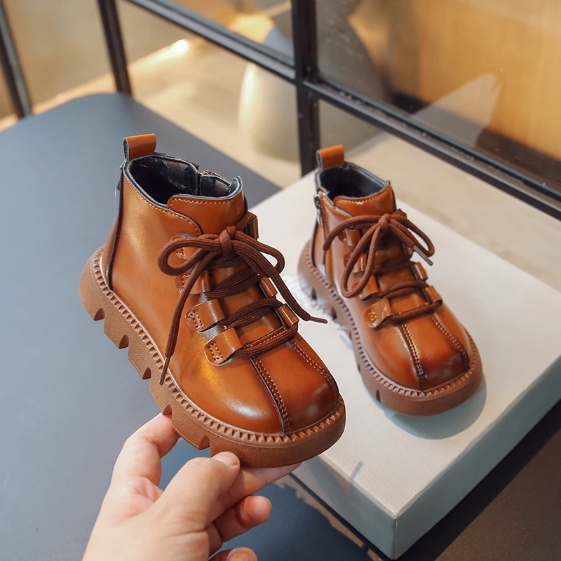 New Children's Shoes Leather Velvet Martens Boots High-Top Cotton Shoe Fashionable and Versatile Students Leather Footwear
New Children's Shoes Leather Velvet Martens Boots High-Top Cotton Shoe Fashionable and Versatile Students Leather Footwear