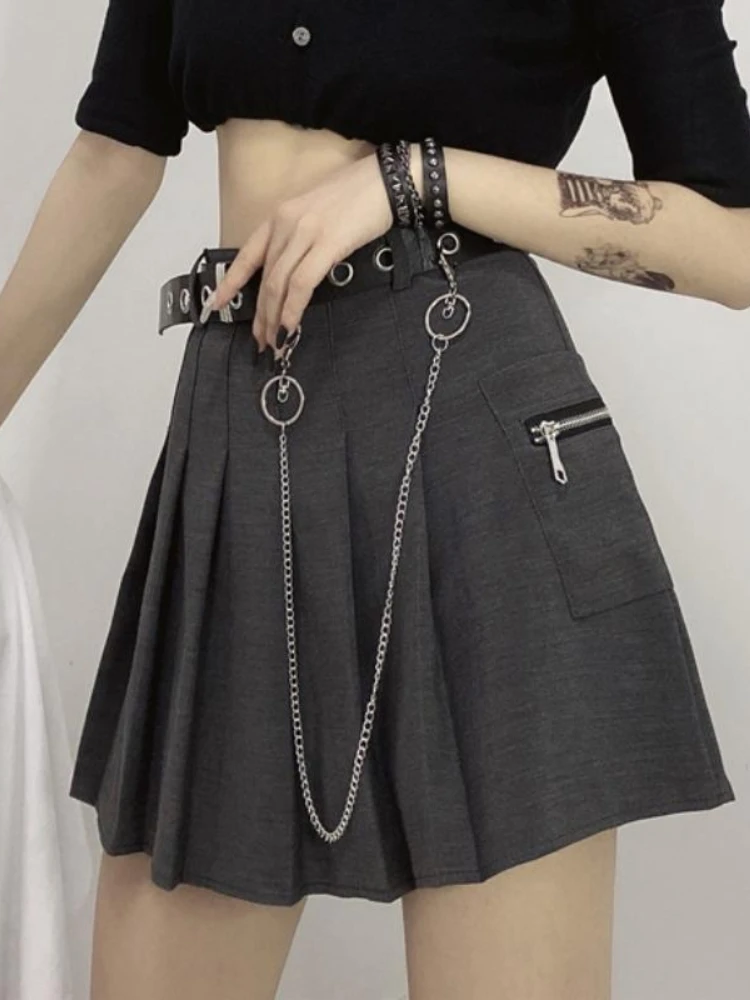 QWEEK Gothic Techwear Cargo Pleated Skirts Women Harajuku Emo Chain Pockets A-line High Waist Black Mini Skirt Hippie Streetwear
QWEEK Gothic Techwear Cargo Pleated Skirts Women Harajuku Emo Chain Pockets A-line High Waist Black Mini Skirt Hippie Streetwear