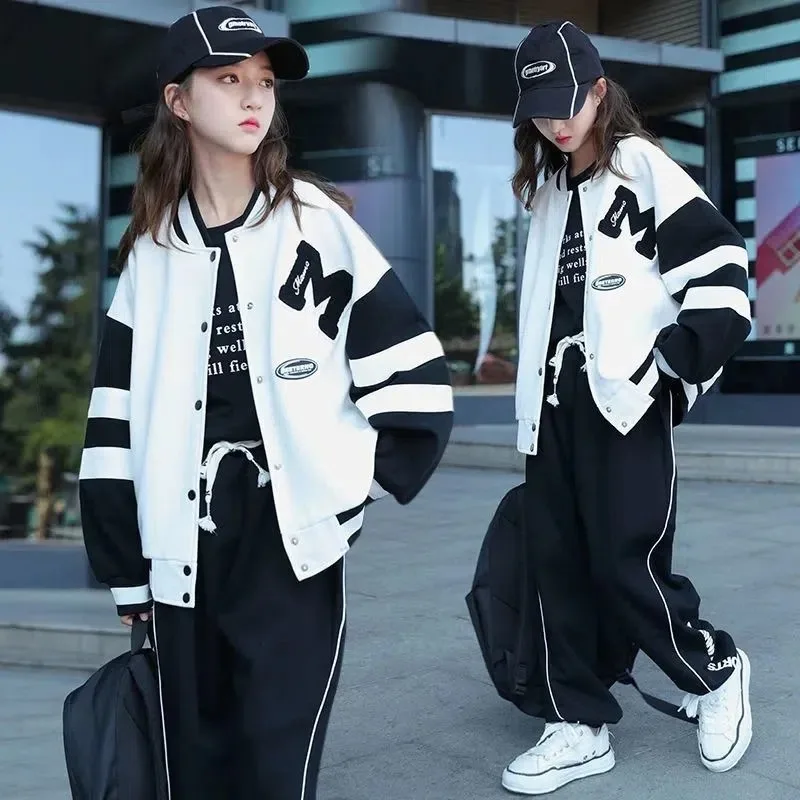 Children's suit baseball jersey + trousers set 3-12 years old girls junior sportswear
Children's suit baseball jersey + trousers set 3-12 years old girls junior sportswear
