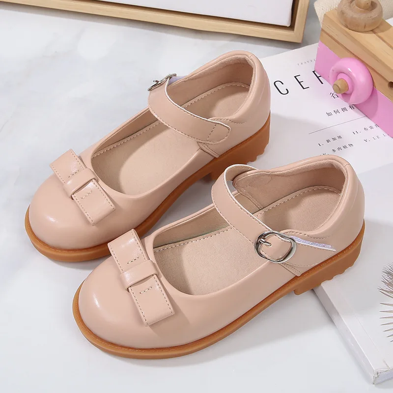 New Girls Leather Shoes Princess Children High Heels Student Moccasins Baby Toddler Casual Breathable Kids Single Shoes 02A
New Girls Leather Shoes Princess Children High Heels Student Moccasins Baby Toddler Casual Breathable Kids Single Shoes 02A