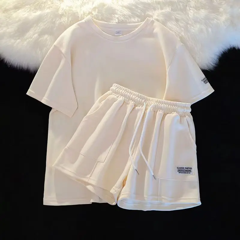 Summer Leisure Comfortable Sports Set For Girls Summer Loose Fitting Boys And Girls Shorts Short Sleeve Two Piece Set Fashion
Summer Leisure Comfortable Sports Set For Girls Summer Loose Fitting Boys And Girls Shorts Short Sleeve Two Piece Set Fashion