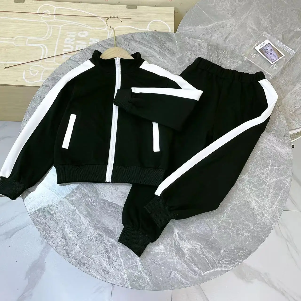Childrens Boys clothes Sets 2022 Autumn Fashion cotton Zipper Cardigan Jacket+pants 2Pcs kids boy outfit Suit Kids Clothing
Childrens Boys clothes Sets 2022 Autumn Fashion cotton Zipper Cardigan Jacket+pants 2Pcs kids boy outfit Suit Kids Clothing