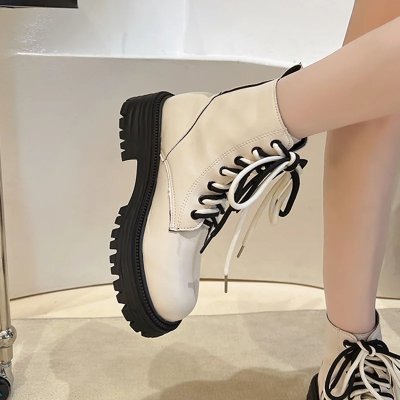 Женские ботинки из натуральной кожи, на шнуровке, с толстым мехом и шерстью, теплые зимние сапоги, модные ботильоны для женщин, Botas Mujer сапоги,...
Женские ботинки из натуральной кожи, на шнуровке, с толстым мехом и шерстью, теплые зимние сапоги, модные ботильоны для женщин, Botas Mujer сапоги,...