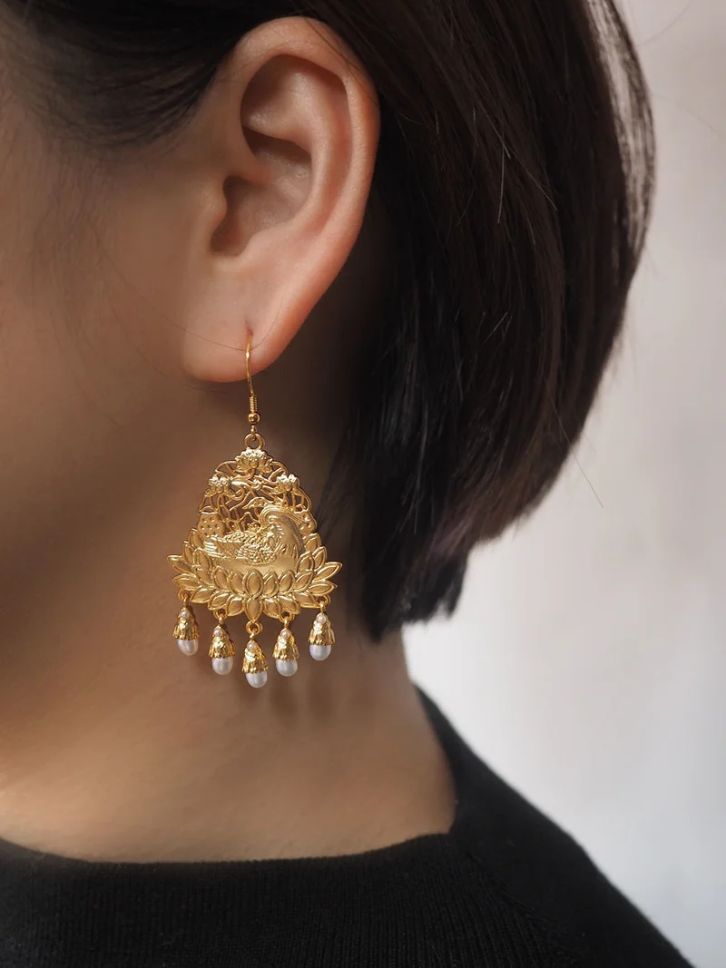 Timeless Wonder Vintage Natural Pearl Love Birds Drop Earrings for Women Designer Jewelry Kpop Party Ins Trendy Gift Prom 7252
Timeless Wonder Vintage Natural Pearl Love Birds Drop Earrings for Women Designer Jewelry Kpop Party Ins Trendy Gift Prom 7252