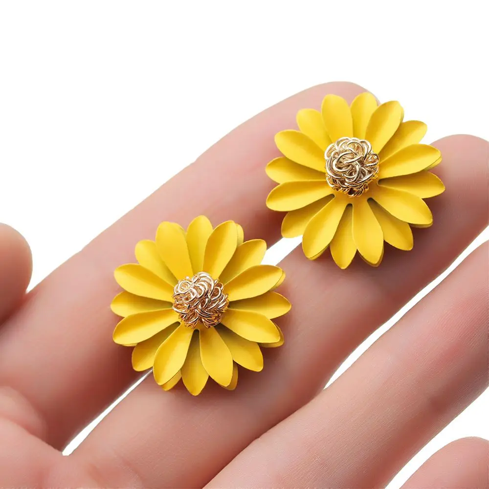 Women New Korean Style Elegant EarDrop Big Flower Ear Stud Earrings Charm Jewelry Temperament
Women New Korean Style Elegant EarDrop Big Flower Ear Stud Earrings Charm Jewelry Temperament