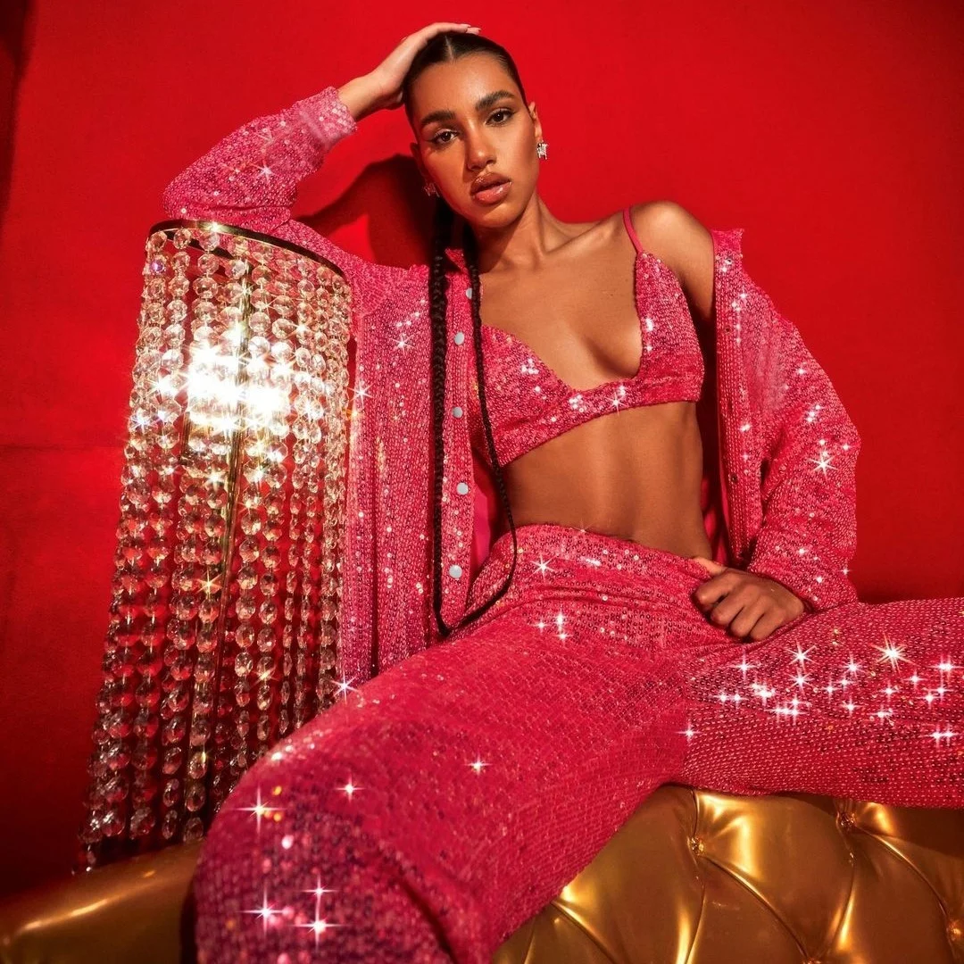 3 pieces set sequin glitter sexy women suits Sping autumn crop top blouses Party club high waist flare pants casual set
3 pieces set sequin glitter sexy women suits Sping autumn crop top blouses Party club high waist flare pants casual set