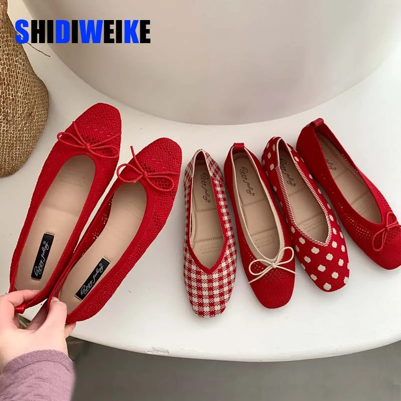 Женская Винтажная обувь с острым носком, без шнуровки, на шпильках, на плоской подошве, в римском стиле, размера плюс, Нескользящие водонепро...
Женская Винтажная обувь с острым носком, без шнуровки, на шпильках, на плоской подошве, в римском стиле, размера плюс, Нескользящие водонепро...