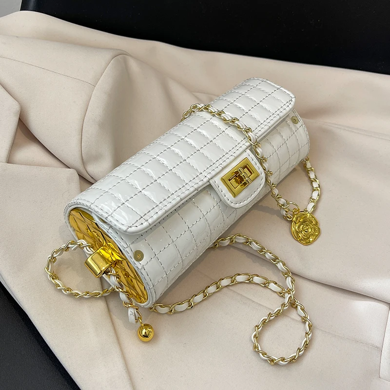 2022 Lattice Barrel Shaped Handbag Luxury Fashion Designer Mini PU Leather Women's Handbags Female Shoulder Crossbody Sling Bag
2022 Lattice Barrel Shaped Handbag Luxury Fashion Designer Mini PU Leather Women's Handbags Female Shoulder Crossbody Sling Bag