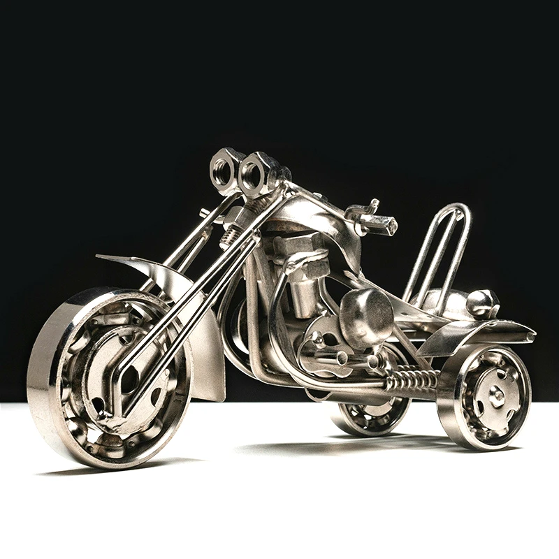 11cm/14cm/16cm Motorcycle Model Retro Motor Figurine Metal Decoration Handmade Iron Motorbike Prop Vintage Home Decor Kid Toy
11cm/14cm/16cm Motorcycle Model Retro Motor Figurine Metal Decoration Handmade Iron Motorbike Prop Vintage Home Decor Kid Toy