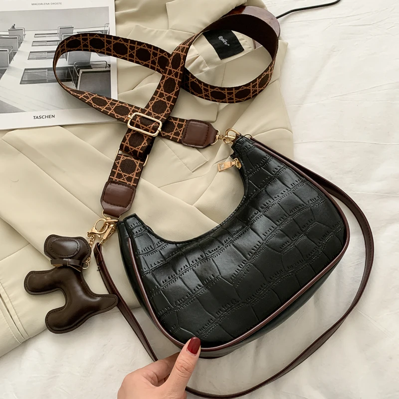 Текстурная женская сумка 2022, трендовая винтажная дамская сумка через плечо с крокодиловым узором, женский клатч из искусственной кожи с под...
Текстурная женская сумка 2022, трендовая винтажная дамская сумка через плечо с крокодиловым узором, женский клатч из искусственной кожи с под...