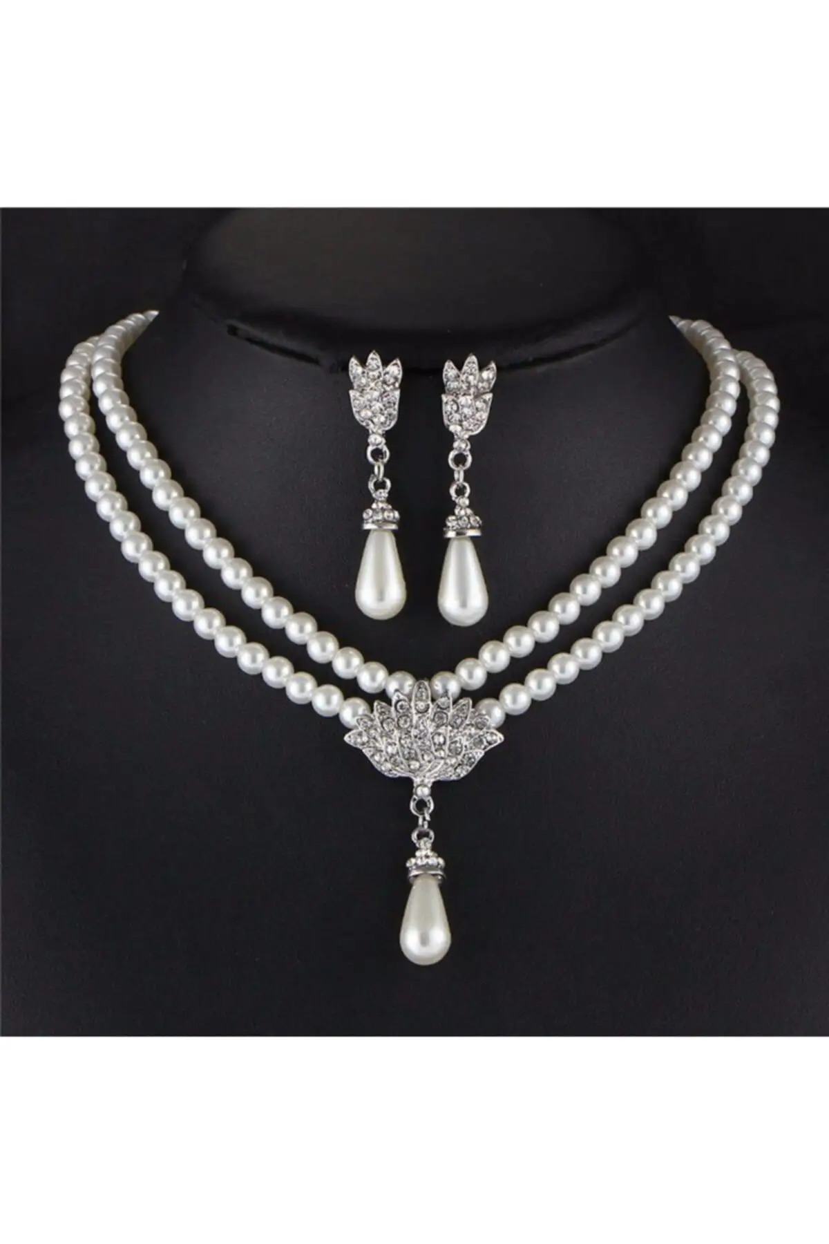 Women's Fashion Jewelry Stony Pearl Jewelery Sets Necklace Bracelet Earrings in Wooden Box Context
Women's Fashion Jewelry Stony Pearl Jewelery Sets Necklace Bracelet Earrings in Wooden Box Context