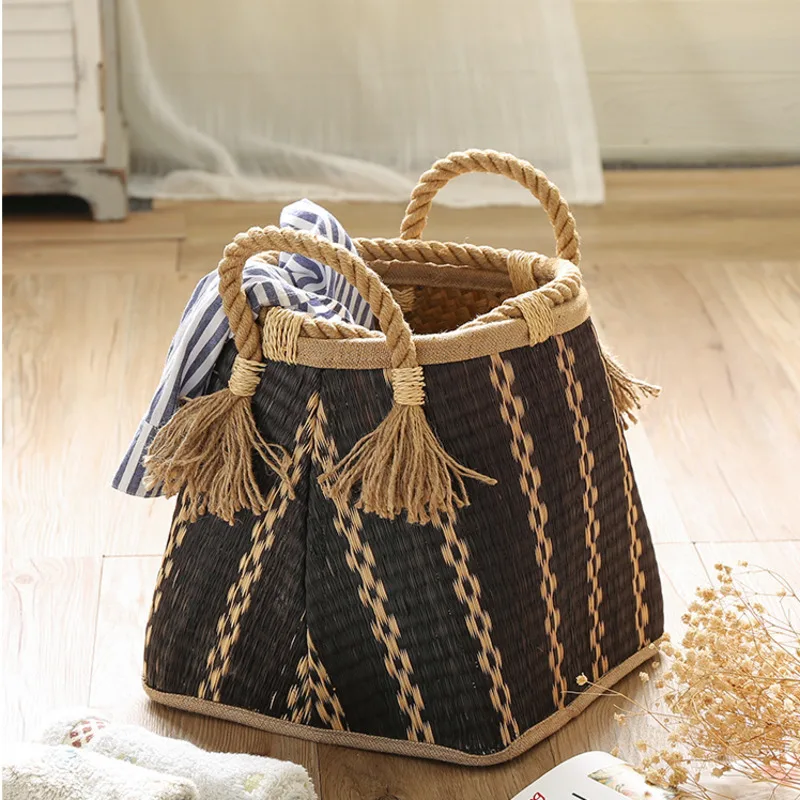 Handmade Woven laundry basket Retro hemp rope handle straw woven striped toy storage basket
Handmade Woven laundry basket Retro hemp rope handle straw woven striped toy storage basket