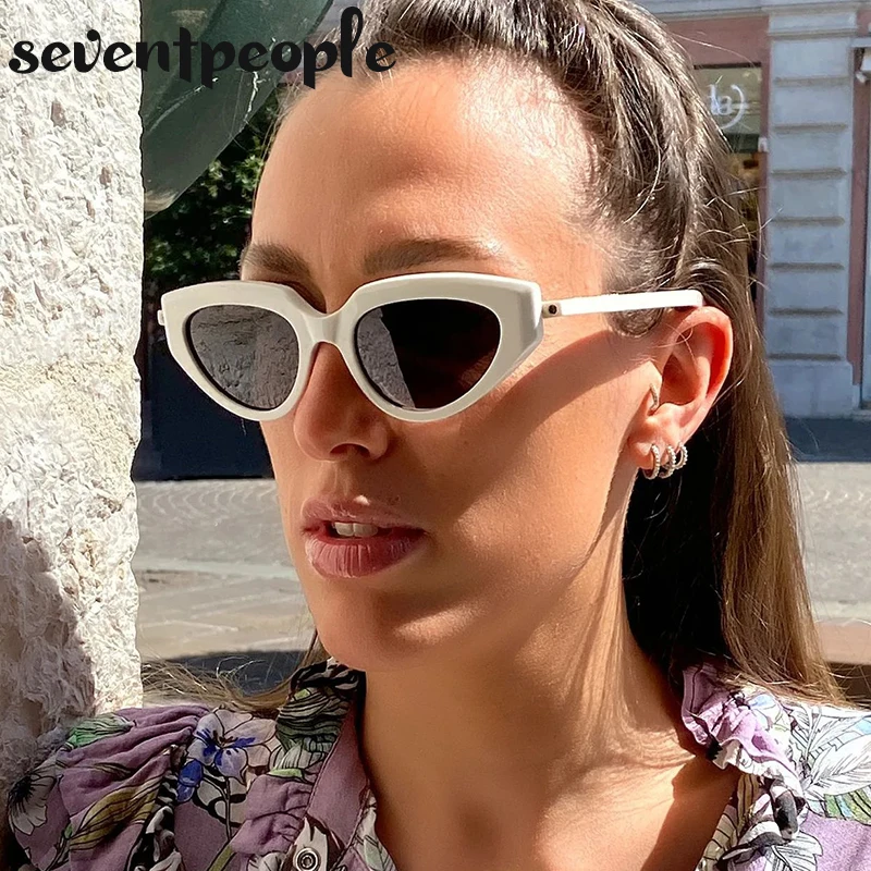 Sexy Cat Eye Sunglasses Women Fashion Small Frame Sunglass Men Luxury Designer Trendy Cateye Sun Glasses for Ladies Beach Shades
Sexy Cat Eye Sunglasses Women Fashion Small Frame Sunglass Men Luxury Designer Trendy Cateye Sun Glasses for Ladies Beach Shades
