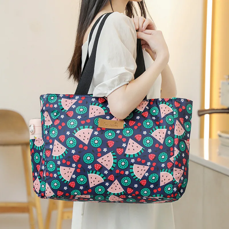 Large Capacity Lunch Box Insulated Thermal Bento Bags Portable Oxford Cloth Food Container Woman Handbag for Picnic Travel
Large Capacity Lunch Box Insulated Thermal Bento Bags Portable Oxford Cloth Food Container Woman Handbag for Picnic Travel
