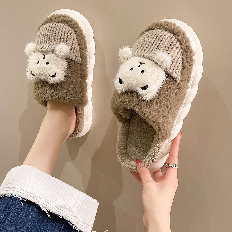 Winter Women Furry Cartoon Slippers Rabbit Wool Home Shoes Platform Slient women Flat Shoes Pantuflas de mujer Christmas
Winter Women Furry Cartoon Slippers Rabbit Wool Home Shoes Platform Slient women Flat Shoes Pantuflas de mujer Christmas