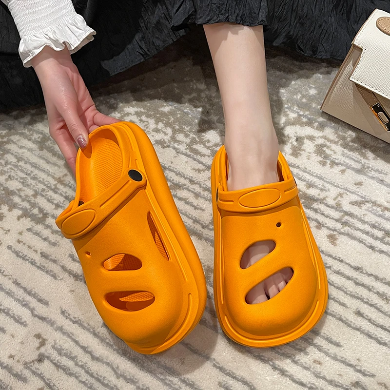 Rubber Slippers Shoes Woman 2022 Luxury Slides Med Cover Toe Flat Designer Summer Soft Rome Concise PU Hoof Heels Med Rubber Sli
Rubber Slippers Shoes Woman 2022 Luxury Slides Med Cover Toe Flat Designer Summer Soft Rome Concise PU Hoof Heels Med Rubber Sli