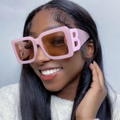 YJ445G60-G63 Sunglasses Women Classic Luxury Brand Designer Sun Glasses Male Mirror Fashion Female Shades Lunette De Soleil
YJ445G60-G63 Sunglasses Women Classic Luxury Brand Designer Sun Glasses Male Mirror Fashion Female Shades Lunette De Soleil
