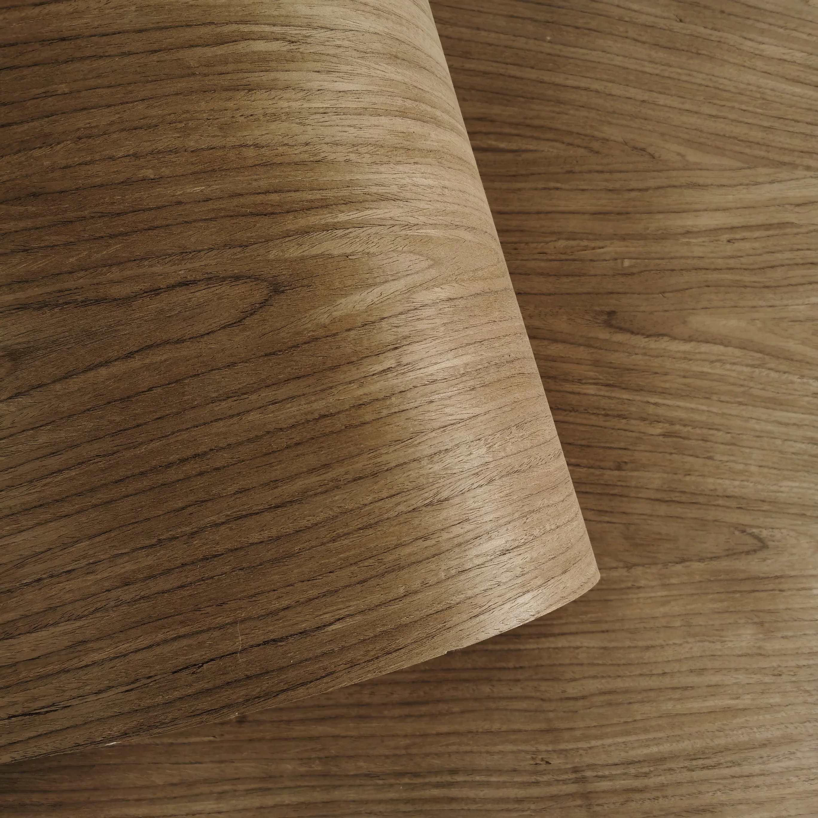 Деревянный шпон 0,4 мм для мебельной поверхности, домашний декор для стеновой панели
Деревянный шпон 0,4 мм для мебельной поверхности, домашний декор для стеновой панели