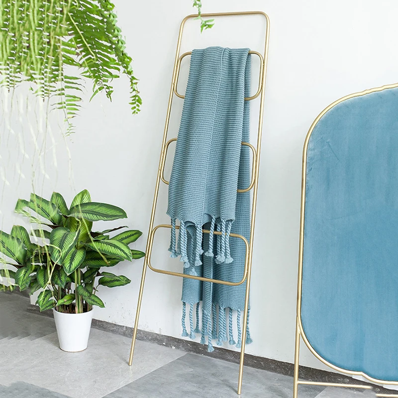 Minimalist Luxury Design Corner Metal Stand Scarf Hanger Storage Drying Boutique Low Price Stand Hanger Percheros Eccessories
Minimalist Luxury Design Corner Metal Stand Scarf Hanger Storage Drying Boutique Low Price Stand Hanger Percheros Eccessories