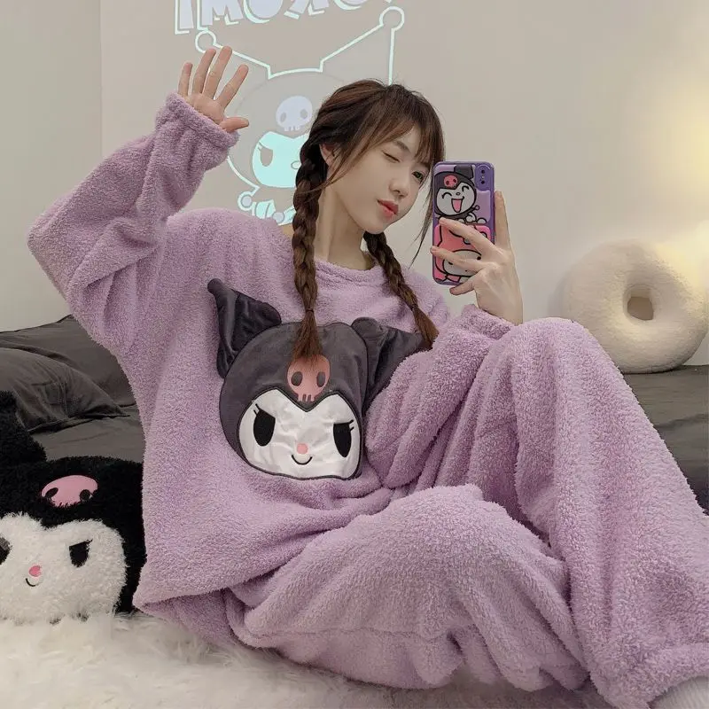 Пижамный комплект Sanrio Kawaii Мультфильм Аниме коралловый бархатный зимний топ для сна милый Kuromi женский сон подарок для друга
Пижамный комплект Sanrio Kawaii Мультфильм Аниме коралловый бархатный зимний топ для сна милый Kuromi женский сон подарок для друга