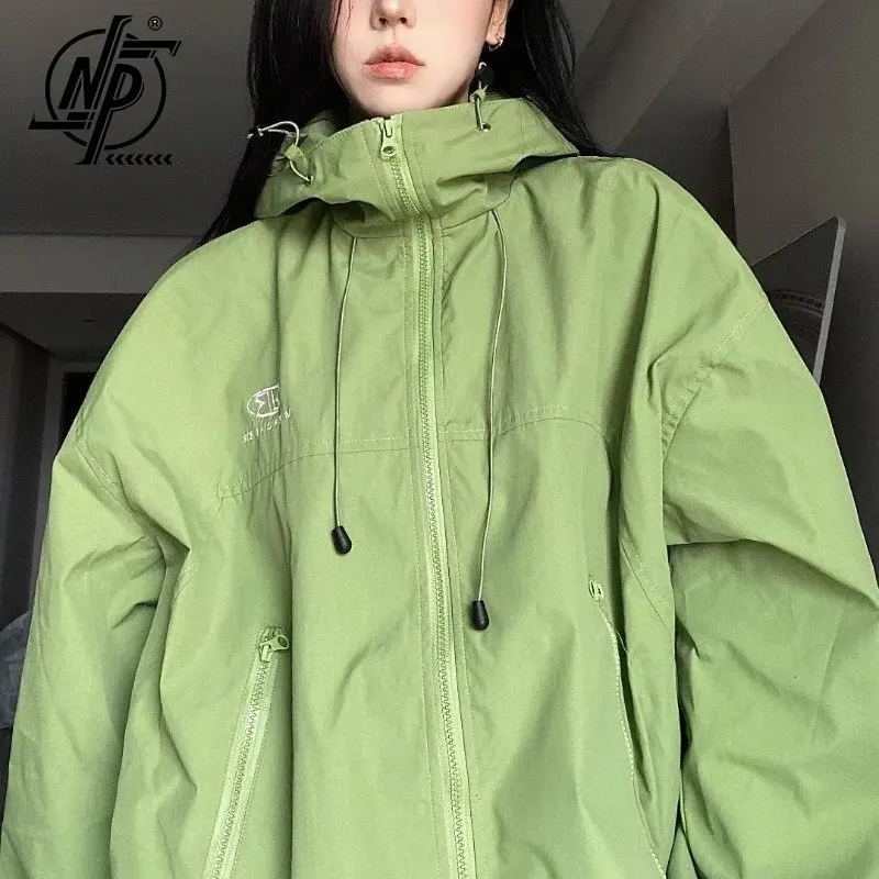 

Korean Fashion Hooded Varsity Jacket Men Streetwear Avocado Green Letter Embroidery Zipper Windbreaker Outwear Trench Coats