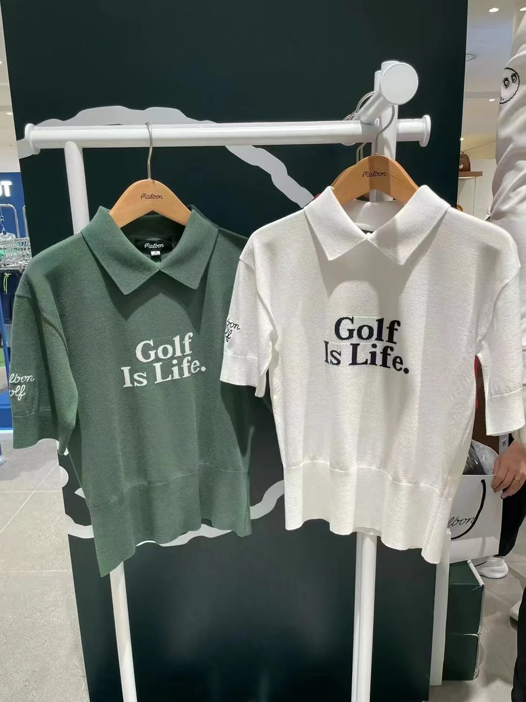 Knitted Lapel Golf Clothing Ladies Top 22 New Summer Casual Simple Soft Comfortable Sports Outdoor Tennis Clothing
Knitted Lapel Golf Clothing Ladies Top 22 New Summer Casual Simple Soft Comfortable Sports Outdoor Tennis Clothing