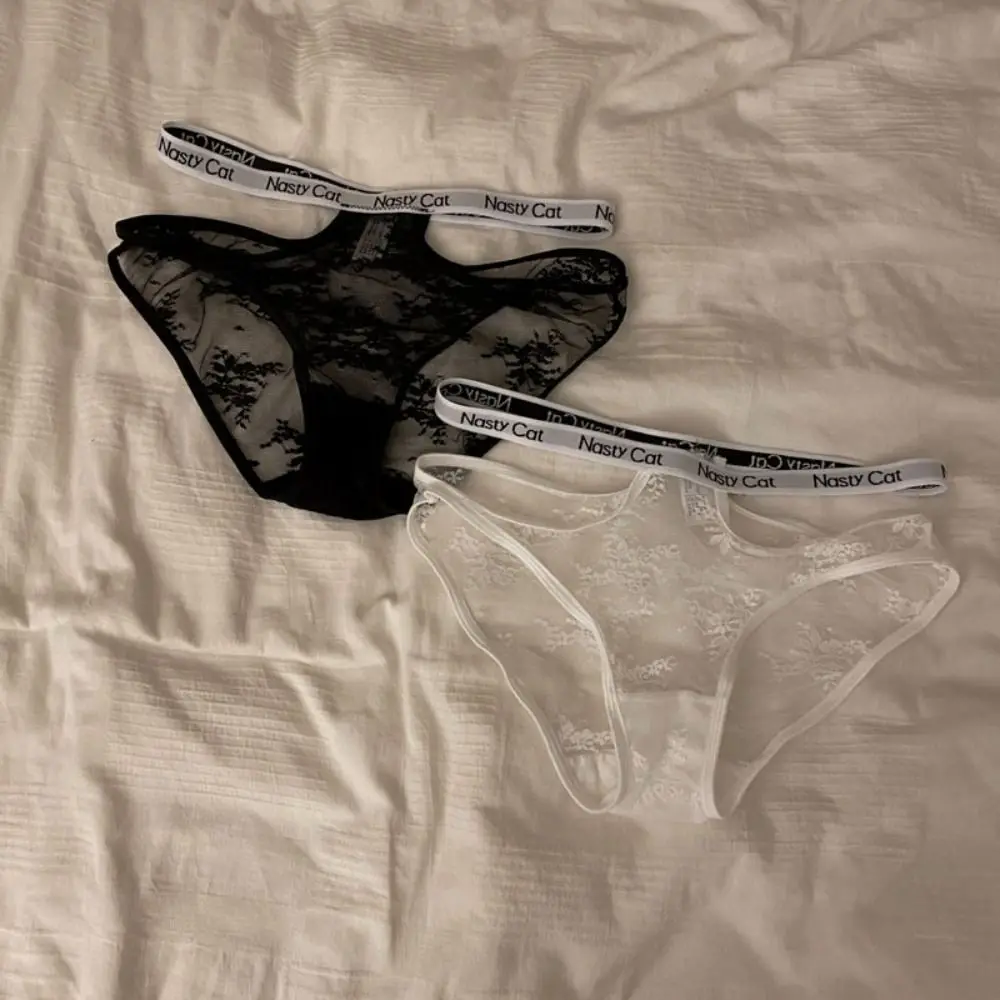 Flower Lace Panties Women Sweet Mesh Chain Sexy Panties for Women Hollow Transparent Women Lace Underwear Daily
Flower Lace Panties Women Sweet Mesh Chain Sexy Panties for Women Hollow Transparent Women Lace Underwear Daily