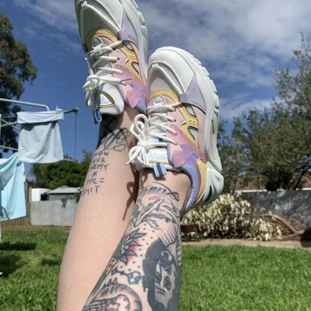 2022 Sneakers Women Light Weight Breathable Candy Color Flats Woman Fashion Spring Casual Tennis Walking Female Shoes Leisure
2022 Sneakers Women Light Weight Breathable Candy Color Flats Woman Fashion Spring Casual Tennis Walking Female Shoes Leisure