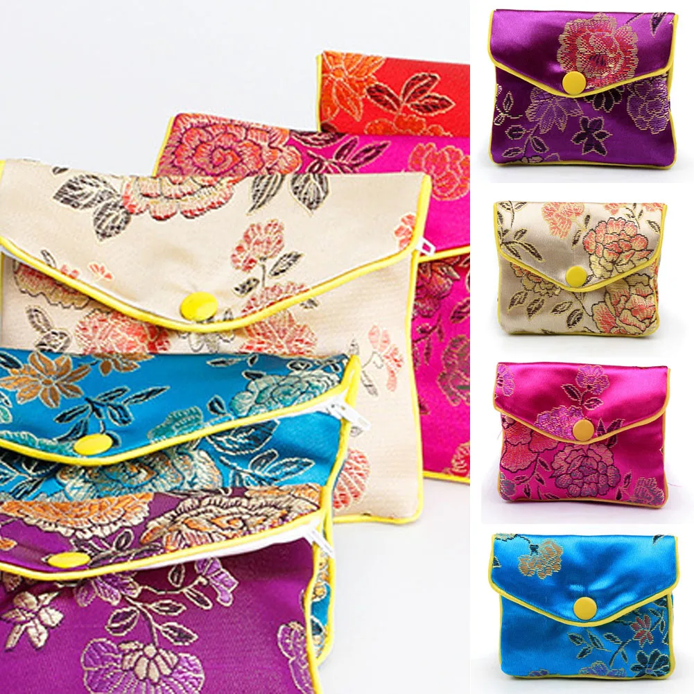 Hot Sale Chinese Brocade Handmade Silk Embroidery Padded Zipper Small Jewelry Gift Storage Pouch Bag Snap Case Satin Coin Purse
Hot Sale Chinese Brocade Handmade Silk Embroidery Padded Zipper Small Jewelry Gift Storage Pouch Bag Snap Case Satin Coin Purse