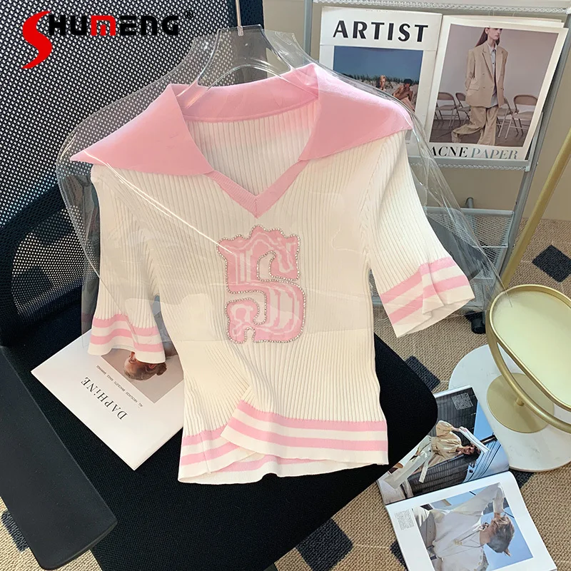 Contrast Color Letters Rhinestone Short Sleeve Knitwear Women 2022 Summer New College Style Fashion Sweet Pullover Knitting Top
Contrast Color Letters Rhinestone Short Sleeve Knitwear Women 2022 Summer New College Style Fashion Sweet Pullover Knitting Top