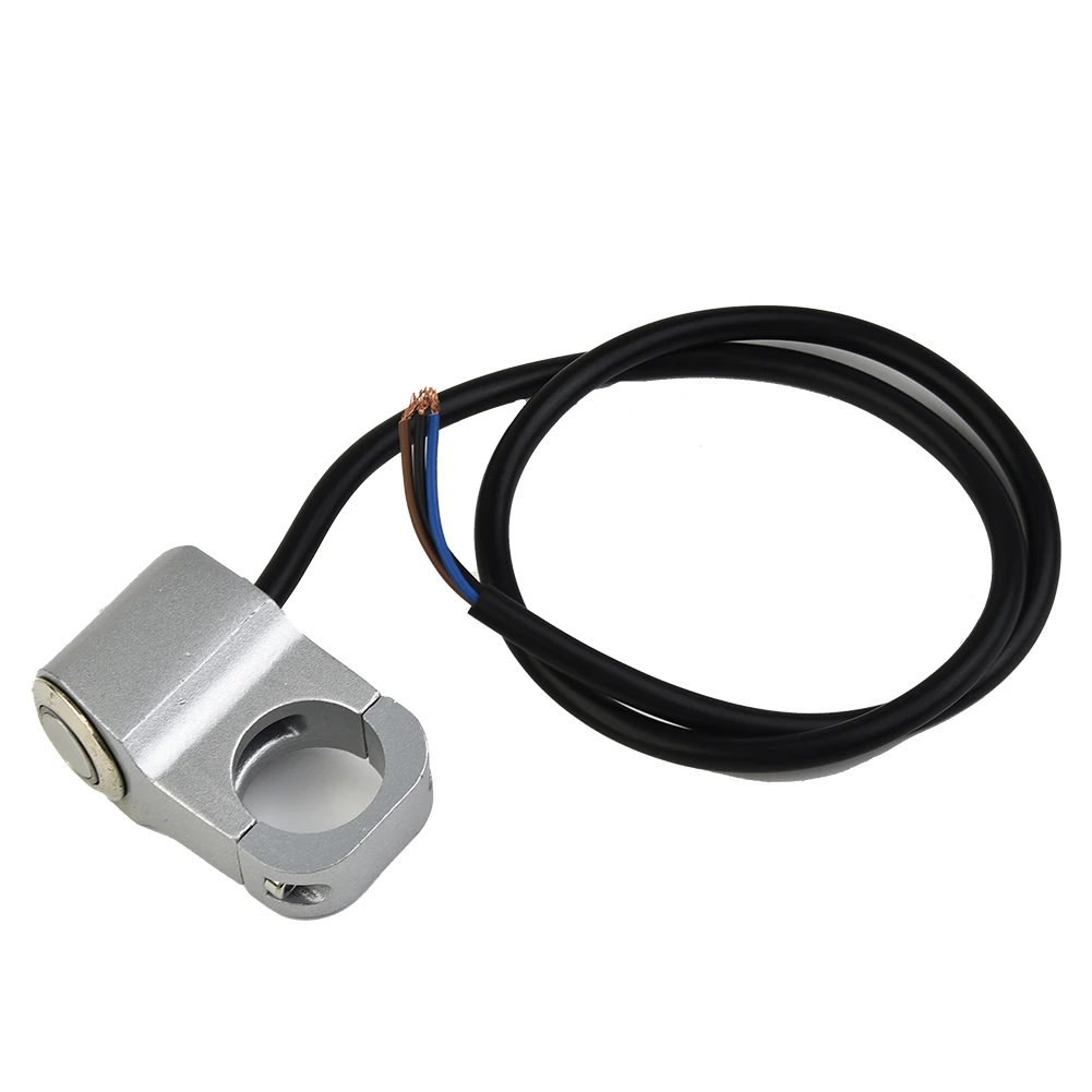 Control Switch Spotlight Switch Cross-Country Electric Bicycles Electric Shutdown Fog Lights Handlebar Hazard Lights
Control Switch Spotlight Switch Cross-Country Electric Bicycles Electric Shutdown Fog Lights Handlebar Hazard Lights