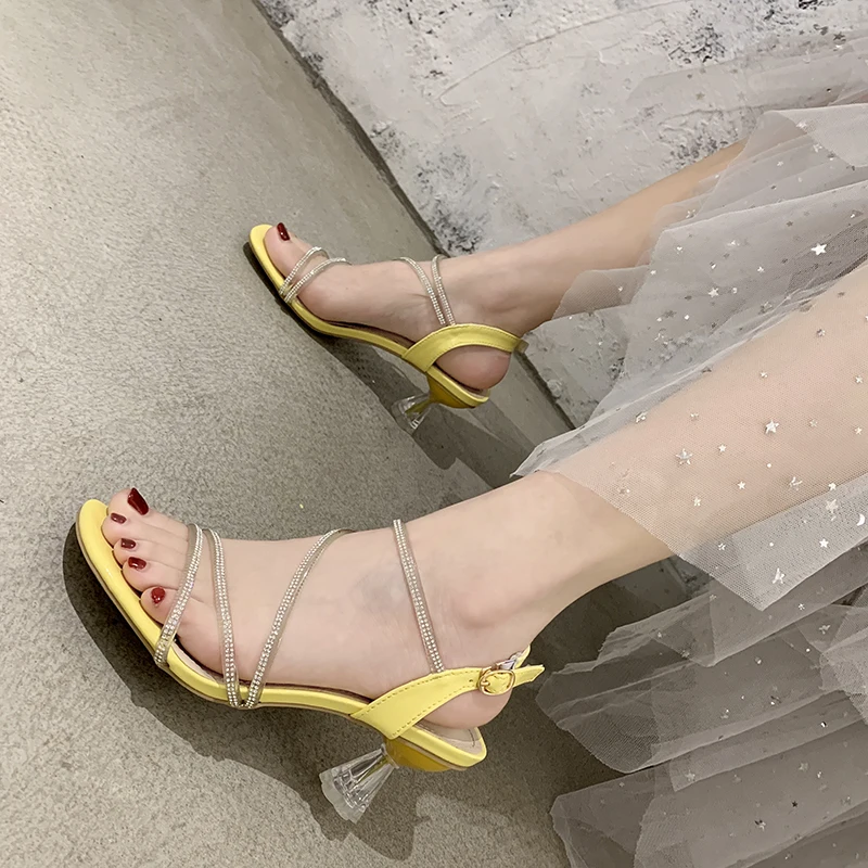 Новинка 2022, женские сандалии с открытым носком, летняя обувь на высоком каблуке, сандалии для женщин, женские сандалии
Новинка 2022, женские сандалии с открытым носком, летняя обувь на высоком каблуке, сандалии для женщин, женские сандалии