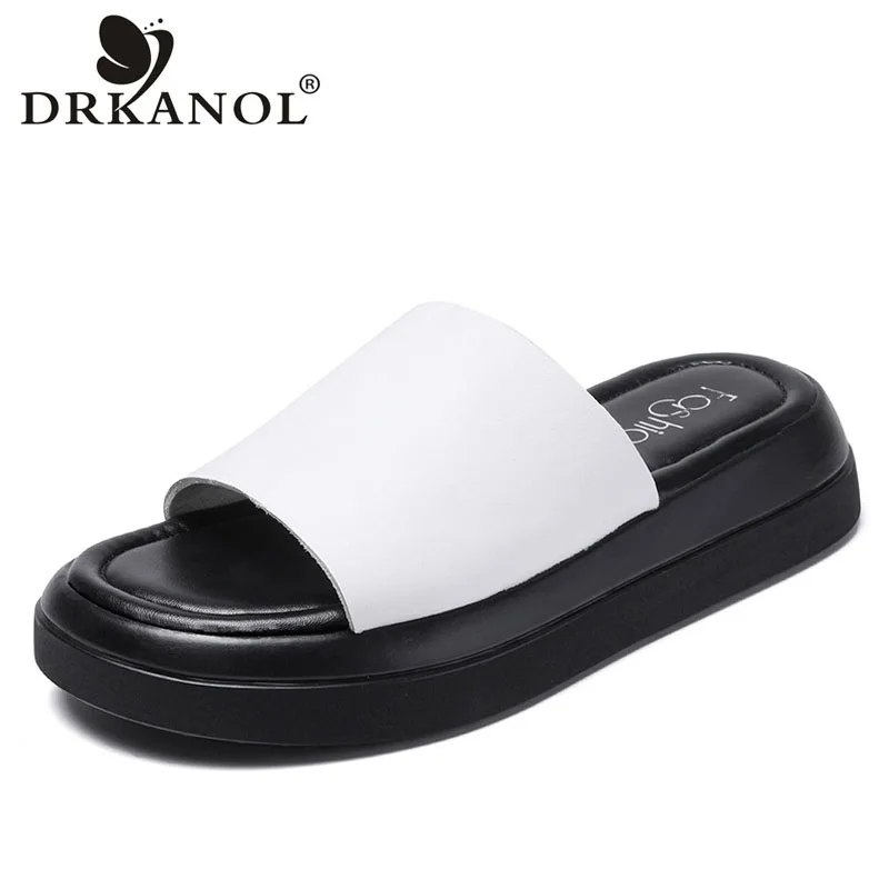 DRKANOL Women Summer Slippers 2022 Concise Genuine Cow Leather Chunky Platform Outside Casual Beach Sandals Slides Black White
DRKANOL Women Summer Slippers 2022 Concise Genuine Cow Leather Chunky Platform Outside Casual Beach Sandals Slides Black White