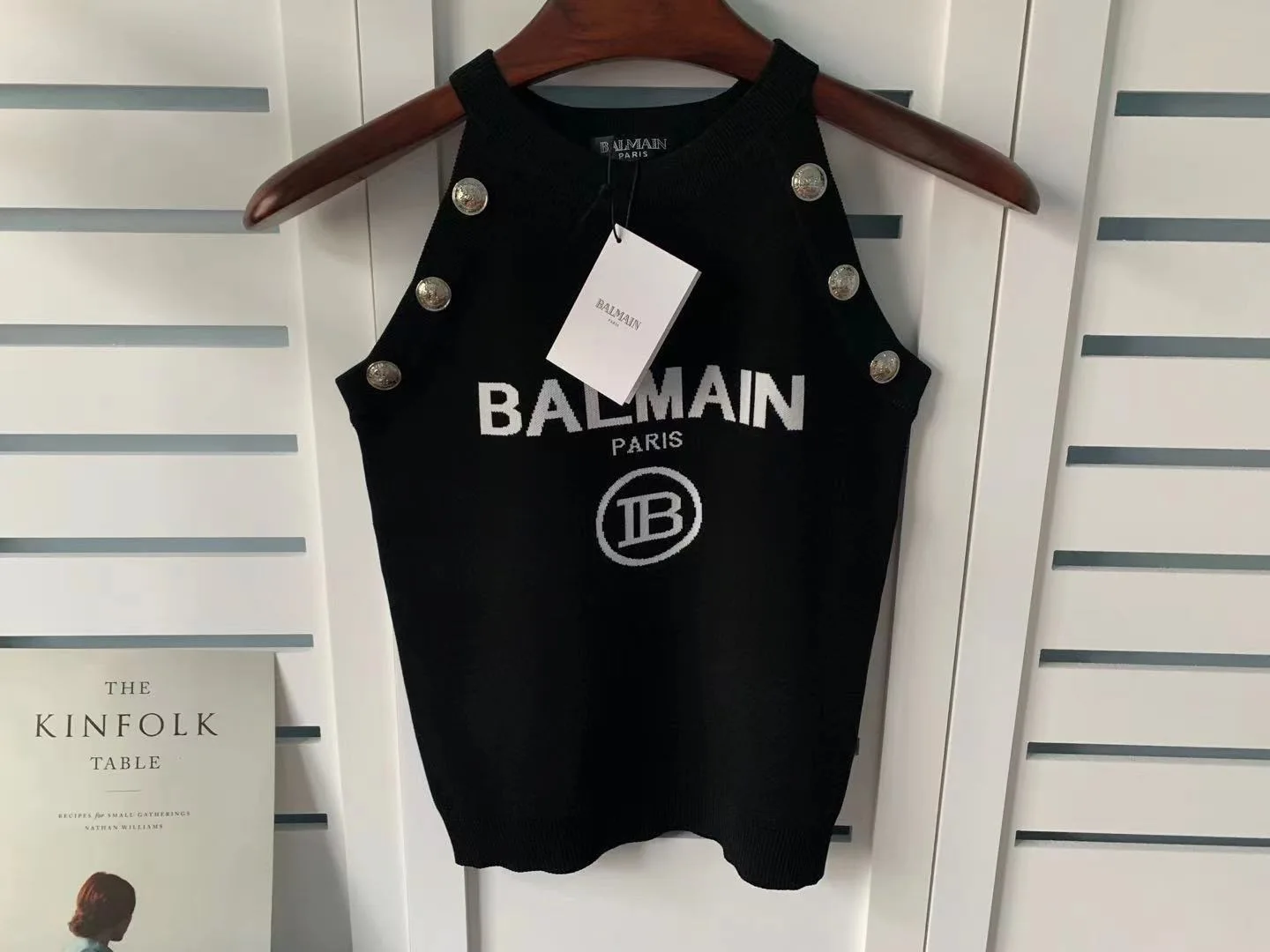 2022 spring and summer new products jacquard letters slim vest camisole women's T-shirt
2022 spring and summer new products jacquard letters slim vest camisole women's T-shirt