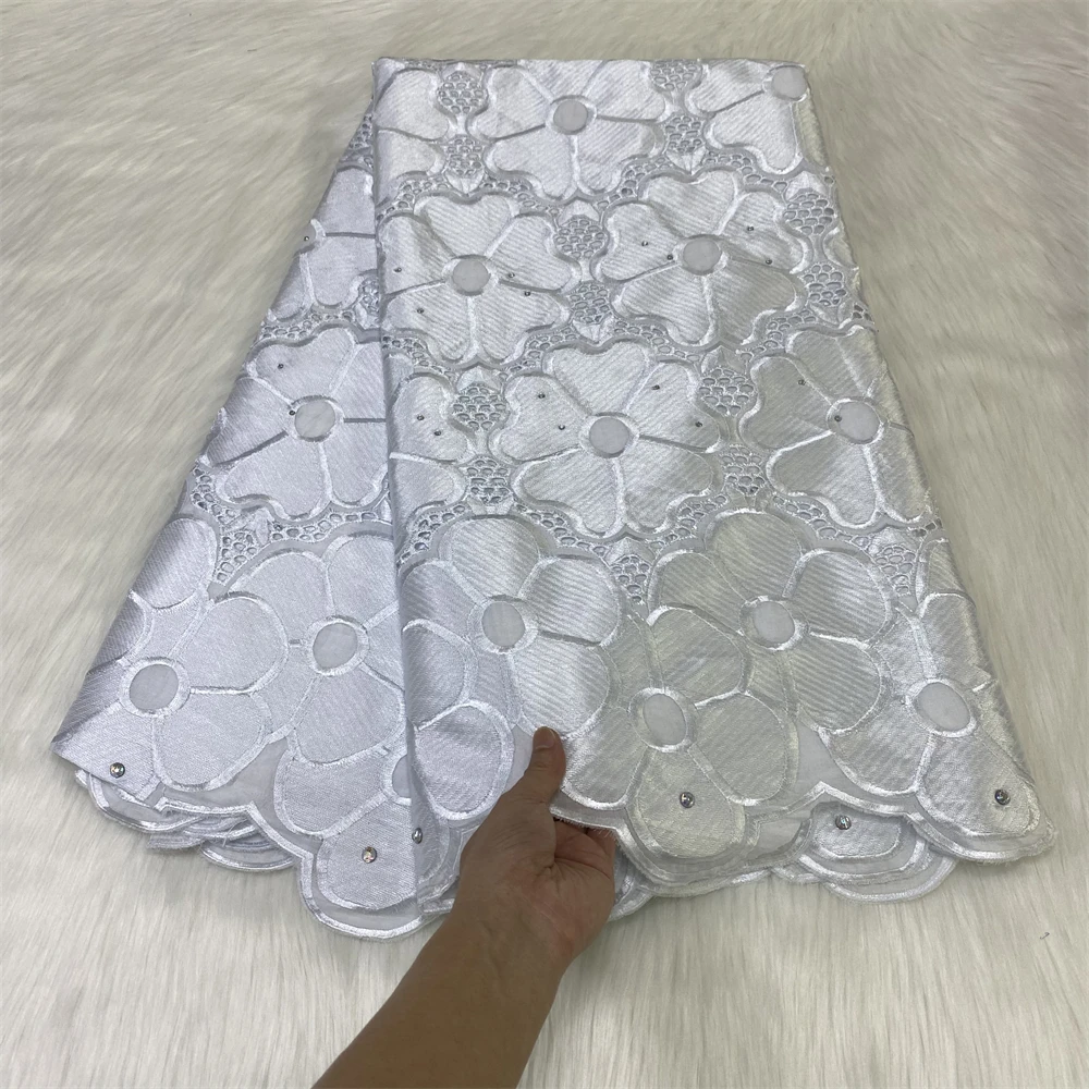 Hot Sale White Embroidery African Lace Fabric 2022 High Quality 100% Cotton Dry Lace Swiss Voile Lace In Switzerland For Wedding
Hot Sale White Embroidery African Lace Fabric 2022 High Quality 100% Cotton Dry Lace Swiss Voile Lace In Switzerland For Wedding