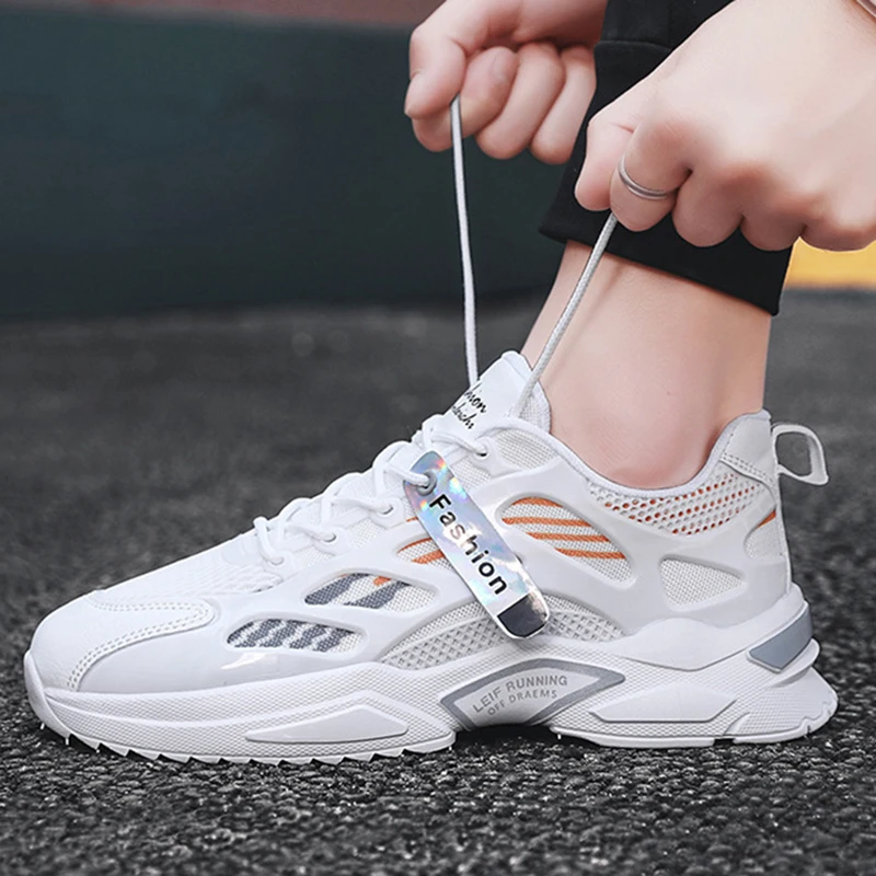 New Men's White Shoes Spring Trend All-match Men Summer Breathable Mesh Sneakers Casual Sports Heighten Male Vulcanized Footwear
New Men's White Shoes Spring Trend All-match Men Summer Breathable Mesh Sneakers Casual Sports Heighten Male Vulcanized Footwear