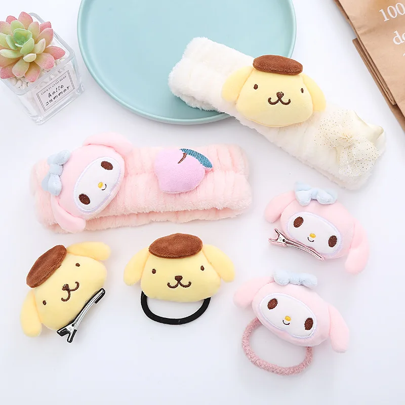 Женский ободок Sanrio с рисунком из мультфильма, милый женский ободок для макияжа, маленькие аксессуары
Женский ободок Sanrio с рисунком из мультфильма, милый женский ободок для макияжа, маленькие аксессуары