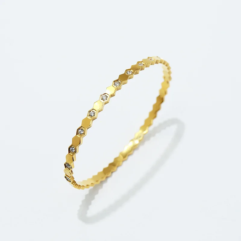 High Quality Honeycomb Style Stainless Steel Bracelets AAA Zricon Gold Color Bangle Bracelet For Women Fashion Jewelry LB044
High Quality Honeycomb Style Stainless Steel Bracelets AAA Zricon Gold Color Bangle Bracelet For Women Fashion Jewelry LB044
