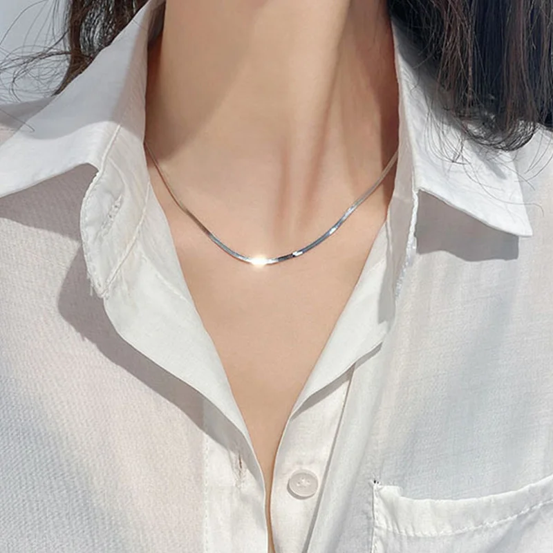 Simple Style Women's Flat Gold Clavicle Chain Choker Silver Girl Necklace Ornament Fine Jewelry Wedding Party Birthday Gift 2023
Simple Style Women's Flat Gold Clavicle Chain Choker Silver Girl Necklace Ornament Fine Jewelry Wedding Party Birthday Gift 2023